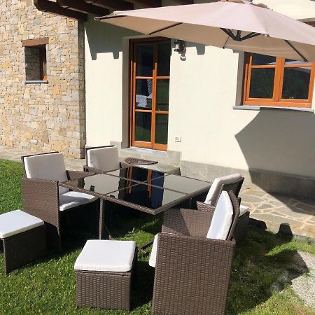 Villaggio Delle Alpi Pré-Saint-Didier Exteriör bild